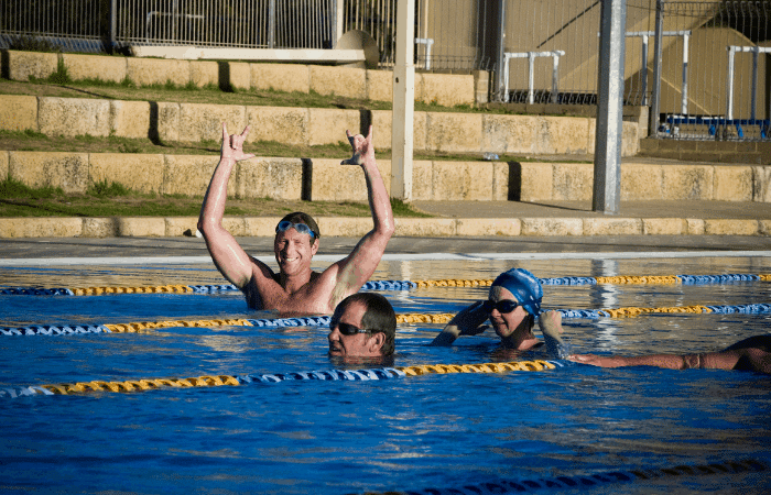 Benefits of enrolling children in swimming lessons